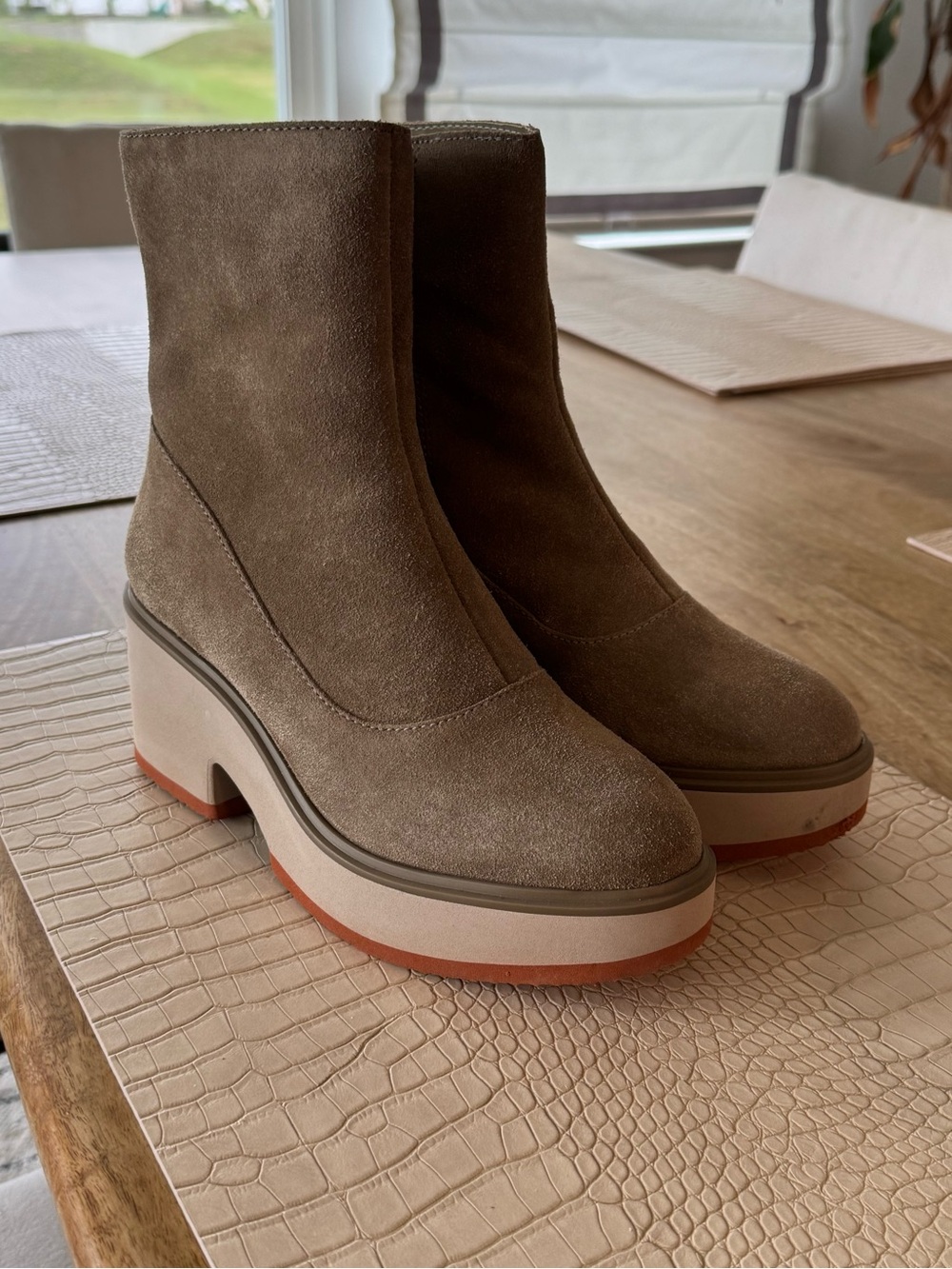 Like new Naked Feet Women’s Taupe Suede Platform Ankle Boots